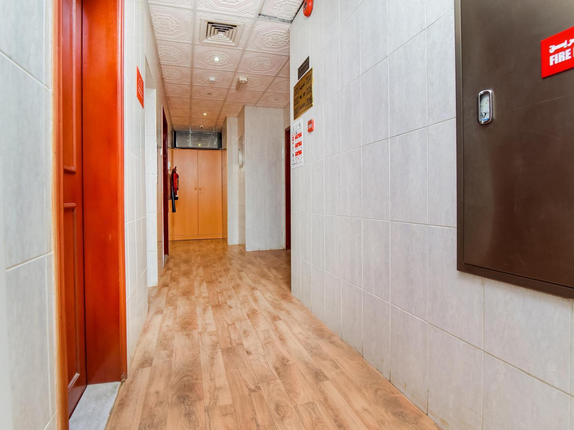 Sama Hotel Szardża Zewnętrze zdjęcie